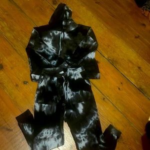 Size large sweat outfit